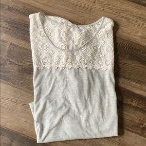 Spinkle Grey lace top